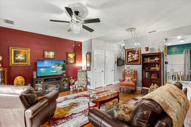 15284 331 Business Highway UNIT 12A, Freeport, FL 32439