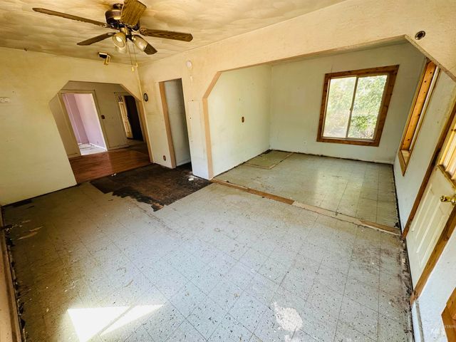 1250 SE 13th Ave, Ontario, OR 97914