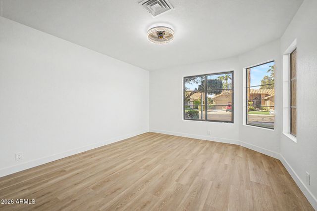 9751 W MCRAE Way, Peoria, AZ 85382