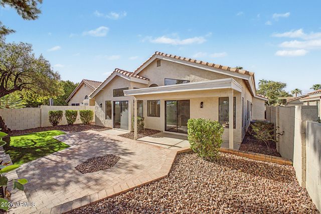 9751 W MCRAE Way, Peoria, AZ 85382
