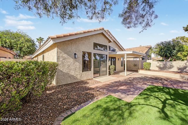 9751 W MCRAE Way, Peoria, AZ 85382
