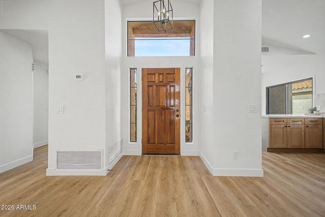 9751 W MCRAE Way, Peoria, AZ 85382