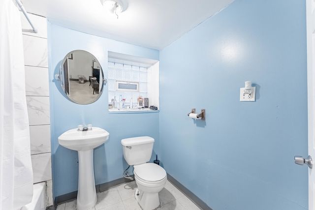 1951 S Central Avenue, Cicero, IL 60804