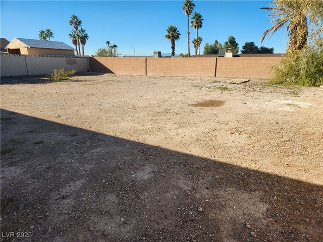 1871 Continental Avenue, Las Vegas, NV 89156