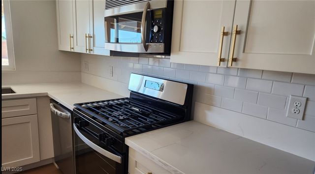 1871 Continental Avenue, Las Vegas, NV 89156