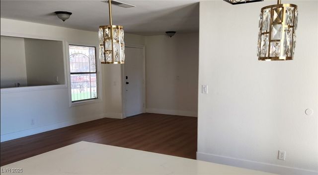 1871 Continental Avenue, Las Vegas, NV 89156