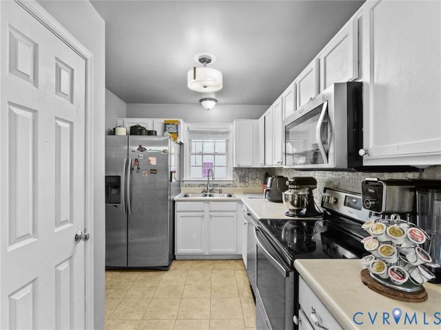 6507 Fairpines Rd, North Chesterfield, VA 23234