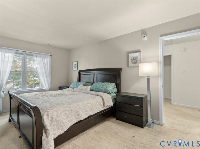 6507 Fairpines Rd, North Chesterfield, VA 23234