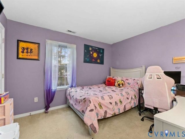6507 Fairpines Rd, North Chesterfield, VA 23234