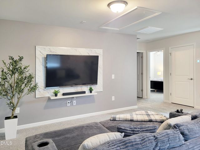 629 Donnegal Farm Drive, Fuquay Varina, NC 27526