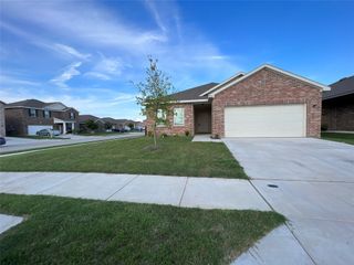 10301 Bridgetown Lane, Fort Worth, TX 76036