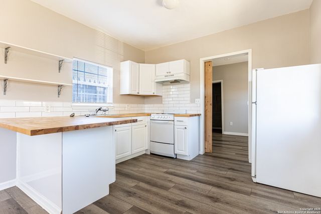 527 McKinley, San Antonio, TX 78210