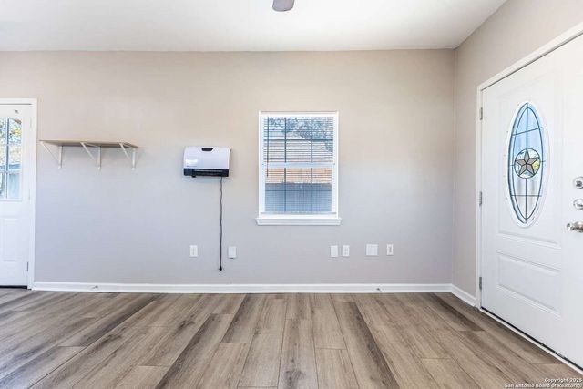 527 McKinley, San Antonio, TX 78210