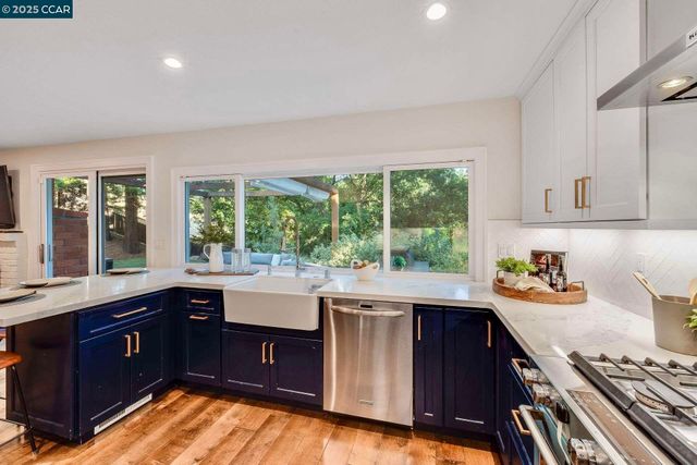 2342 Brantford Court, Walnut Creek, CA 94596
