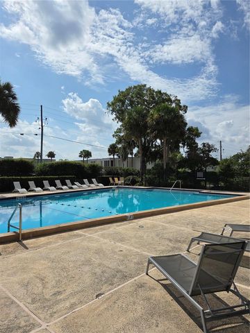 266 ORIENTA POINT STREET, Altamonte Springs, FL 32701