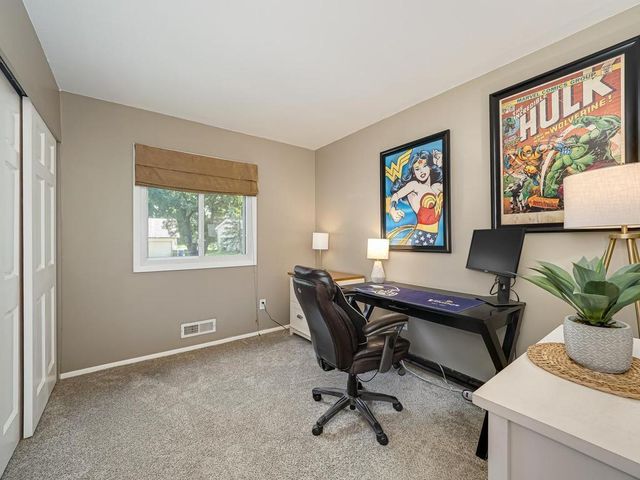 10494 106th Place N, Maple Grove, MN 55369