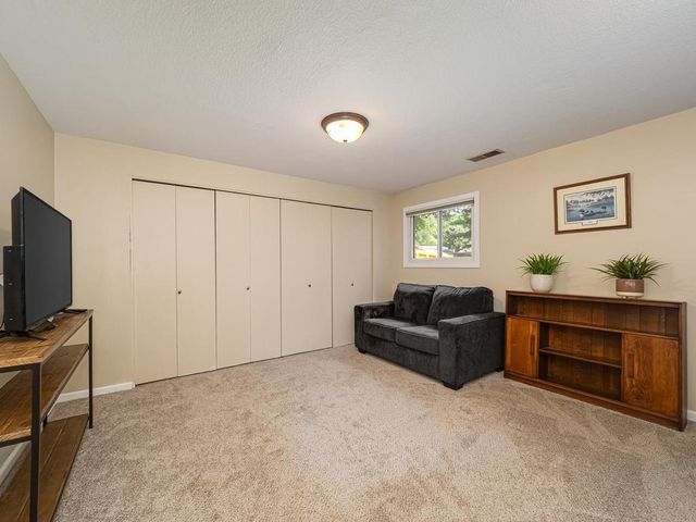 10494 106th Place N, Maple Grove, MN 55369