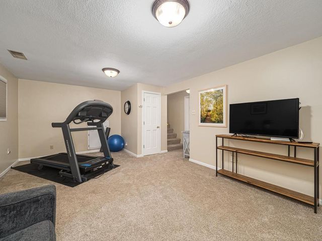 10494 106th Place N, Maple Grove, MN 55369