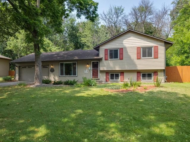 10494 106th Place N, Maple Grove, MN 55369