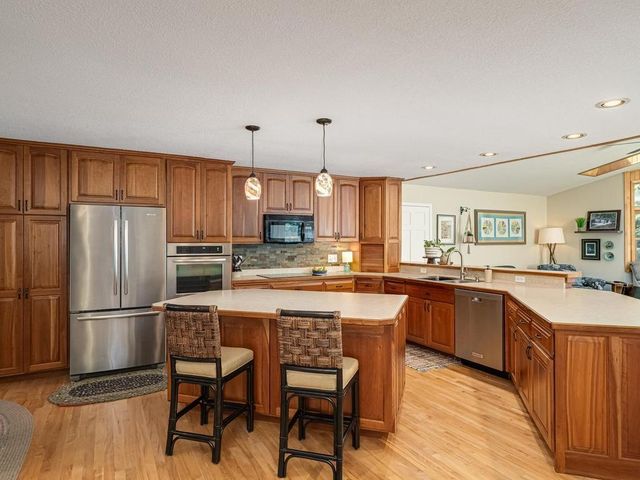 10494 106th Place N, Maple Grove, MN 55369