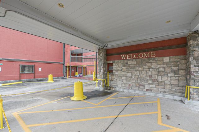 1025 Swanson Street 208, Houston, TX 77030