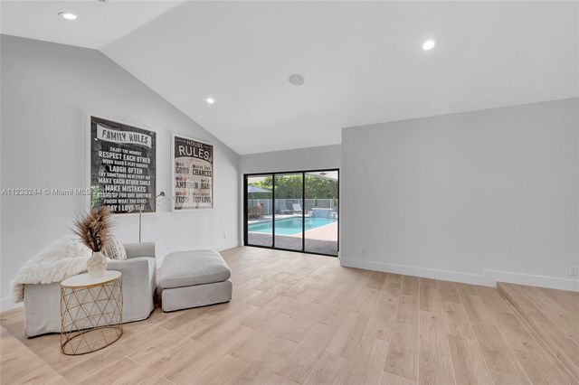 2824 NW 28th Street, Boca Raton, FL 33434