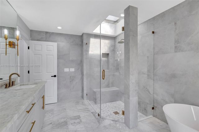 2824 NW 28th Street, Boca Raton, FL 33434