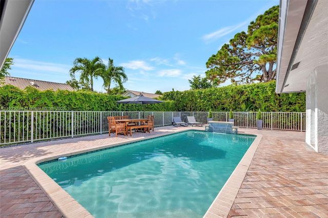 2824 NW 28th Street, Boca Raton, FL 33434