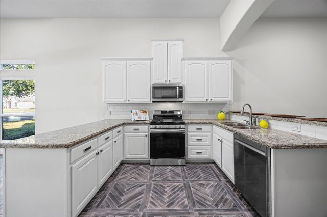 7288 Lakeshore Court, Willis, TX 77318