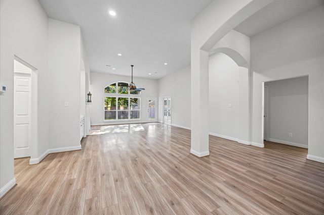 7288 Lakeshore Court, Willis, TX 77318