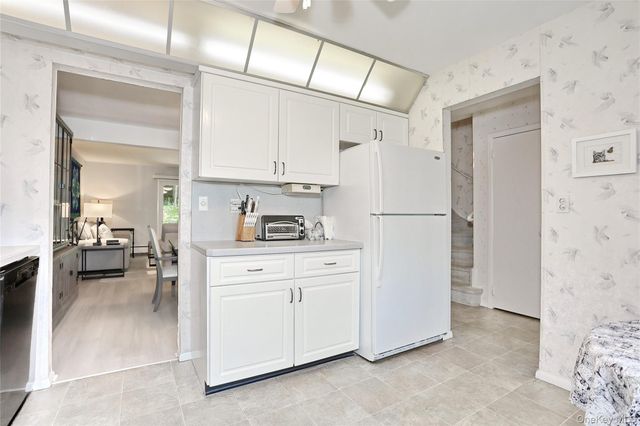 287 Parkside Drive, Suffern, NY 10901
