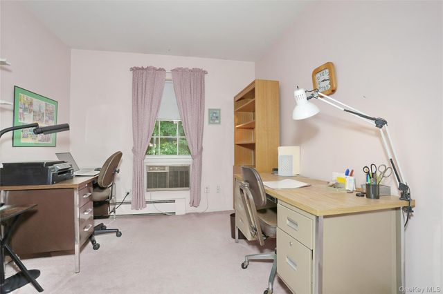 287 Parkside Drive, Suffern, NY 10901