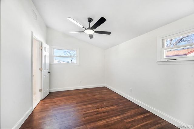 18 W 14th Street, Deer Park, NY 11729