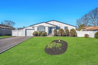 18 W 14th Street, Deer Park, NY 11729