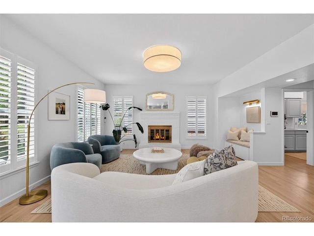 2 Holly Oak, Littleton, CO 80127