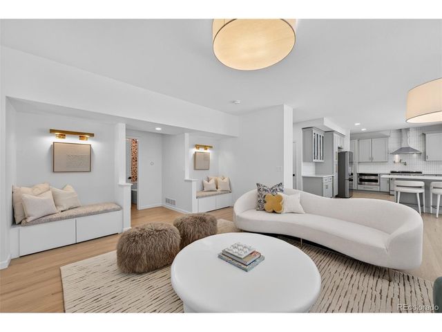 2 Holly Oak, Littleton, CO 80127