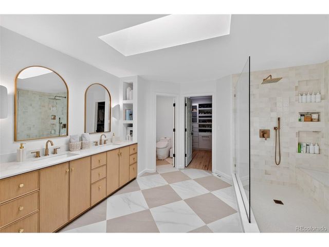 2 Holly Oak, Littleton, CO 80127