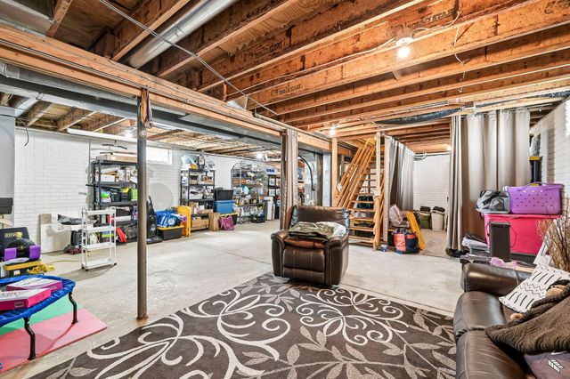1930 Minnesota Avenue, Columbus, OH 43211