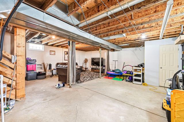 1930 Minnesota Avenue, Columbus, OH 43211