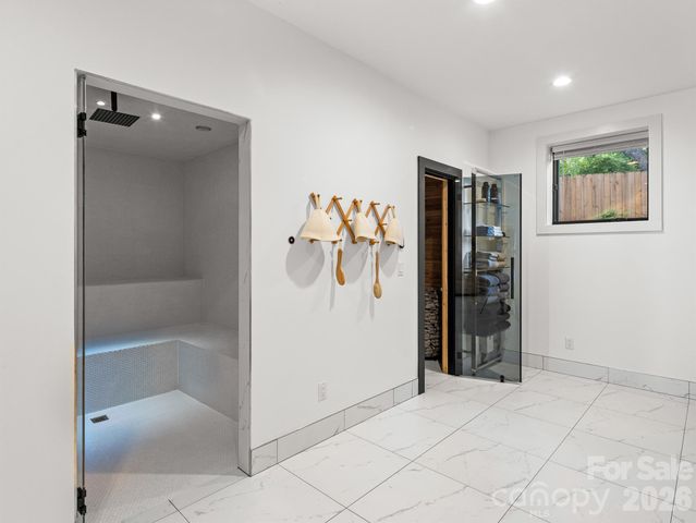 52 Klimovych Road, Hendersonville, NC 28792