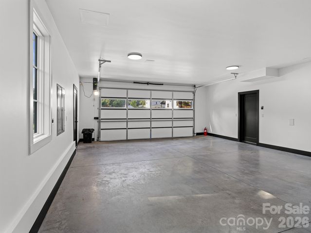 52 Klimovych Road, Hendersonville, NC 28792