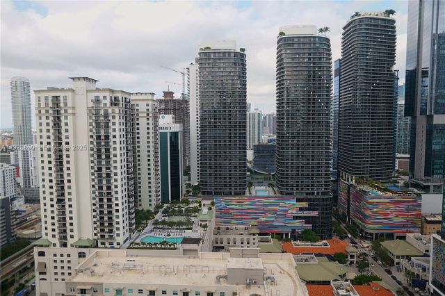 1111 SW 1st Ave 3320-N, Miami, FL 33130