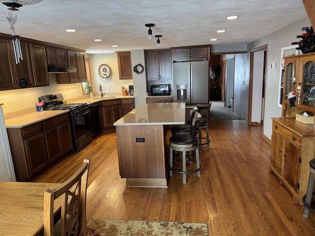 4528 N county M Road, Evansville, WI 53536