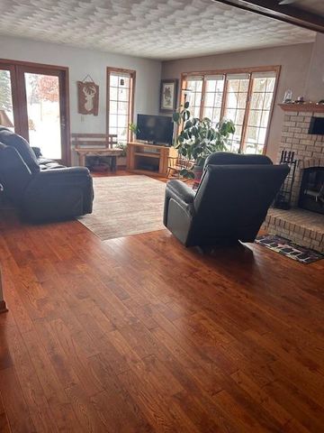 4528 N county M Road, Evansville, WI 53536