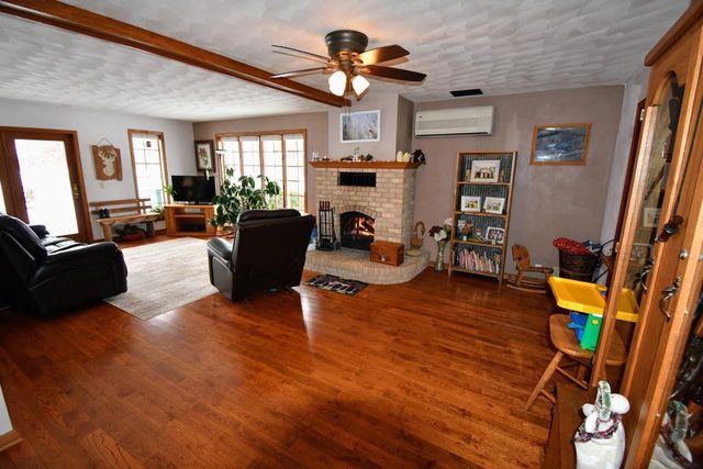 4528 N county M Road, Evansville, WI 53536