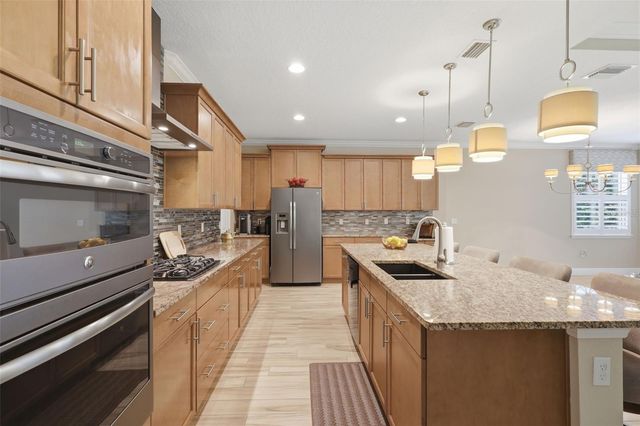 918 S VICTORIA HILLS DRIVE, Deland, FL 32724