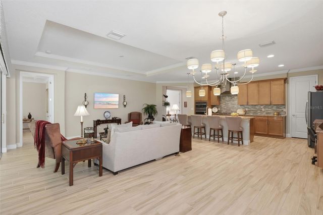 918 S VICTORIA HILLS DRIVE, Deland, FL 32724