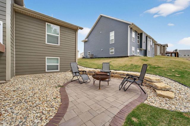 381 Bell View Avenue, Belleville, WI 53508