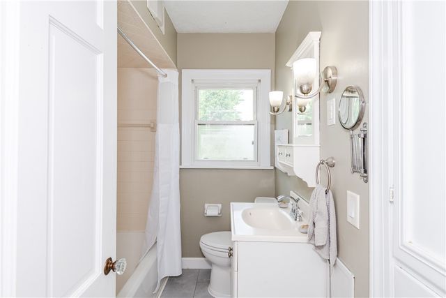 1015 Croyden Drive, Dayton, OH 45420
