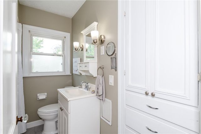 1015 Croyden Drive, Dayton, OH 45420